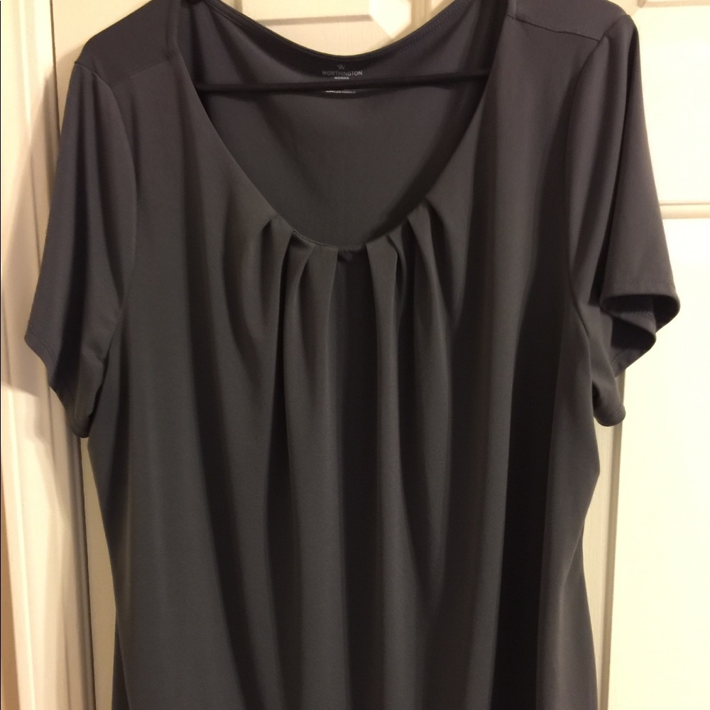 Brand New Worthington silky top. NWOT